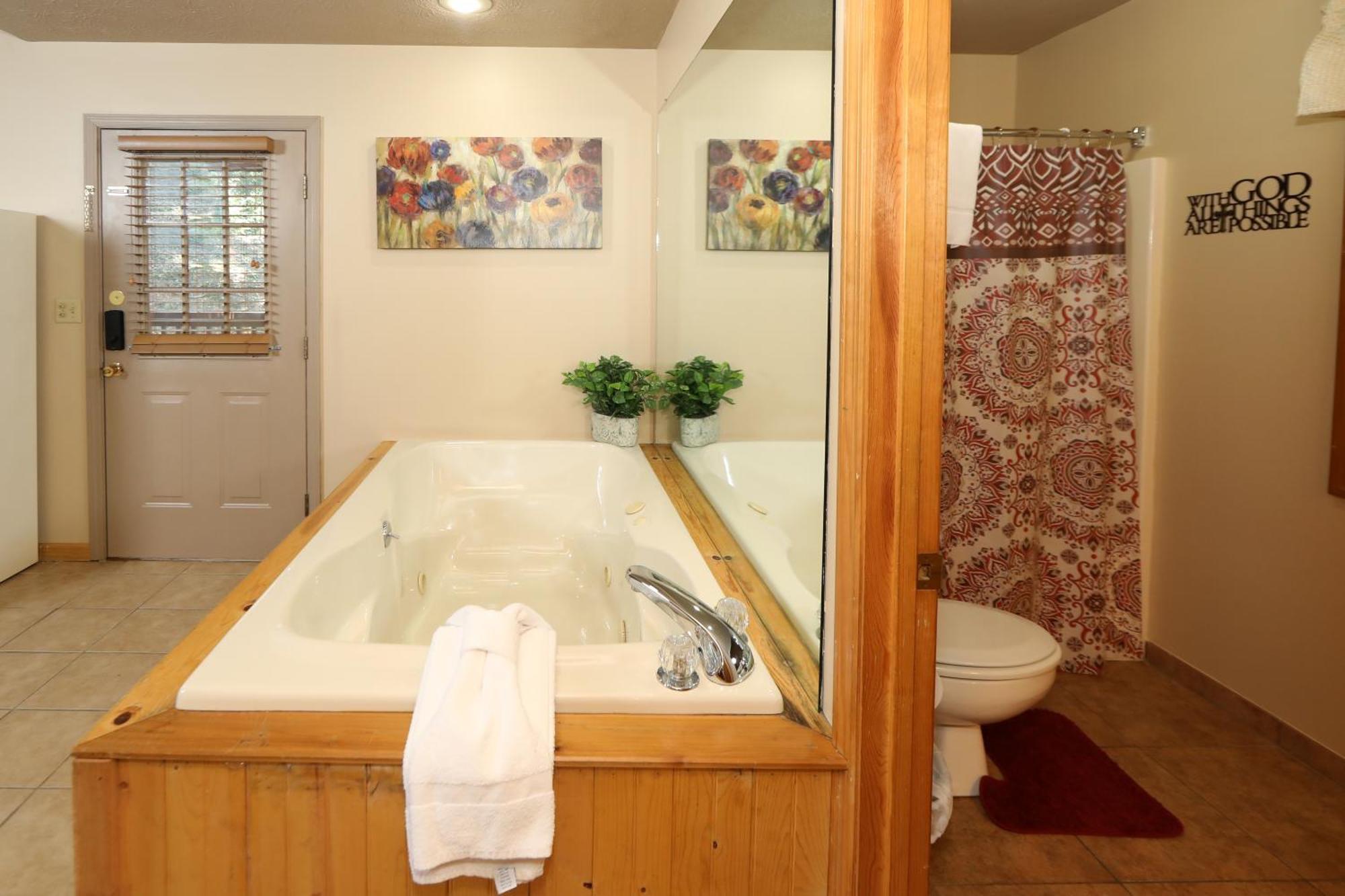 Divine Escape By Eden Crest Villa Gatlinburg Exterior photo